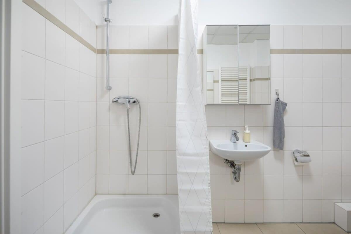 Cosy 2 Room Apartment In Hamburg Hammerbrook Exterior photo